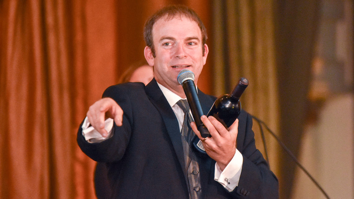 Auctioneer puts heart into charity events